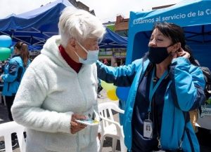 Secretaría de Salud y Capital Salud cerraron Semana de Servicio a la Ciudadanía  con feria de servicios en San Cristóbal
