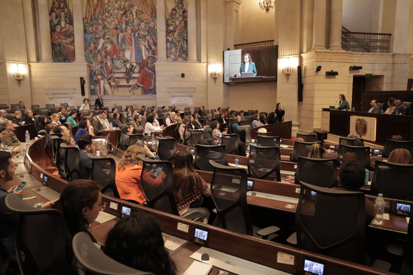 Abordaje intersectorial en salud mental es una prioridad en Bogotá