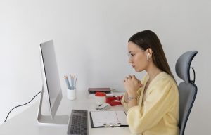 Cuida de tu salud mental en el teletrabajo