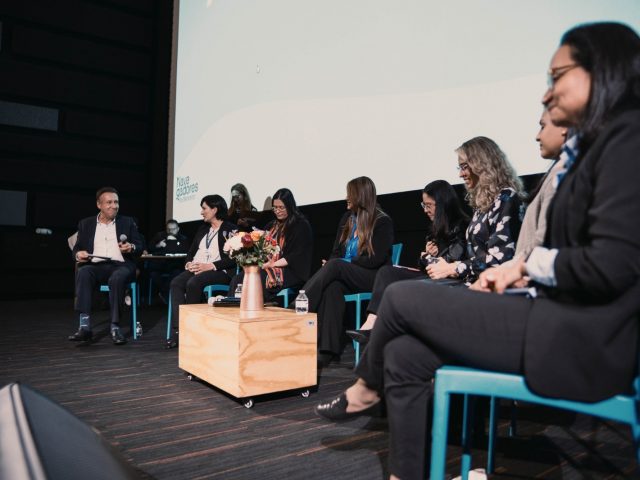 Bogotá lanza el programa Navegadores de Bienestar, para ayudar a pacientes con cáncer a superar barreras clínicas y sociales