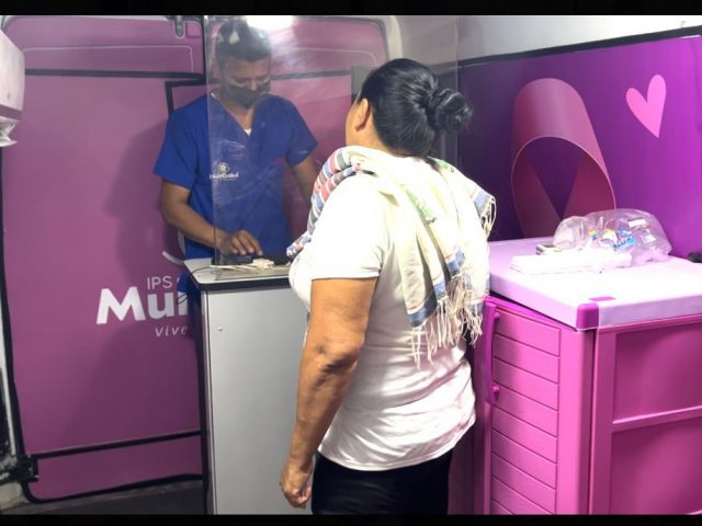 La Jornada Rosa lleva esperanza y salud a más de 3.000 mujeres en el Meta