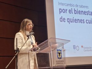Unidos por el bienestar de quienes cuidan: Bogotá vivió una jornada de reconocimiento y fortalecimiento comunitario