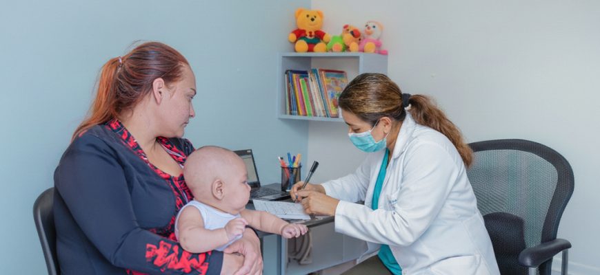 Foto de atención de un menor