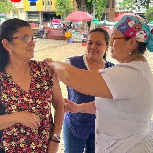 Capital Salud invita a participar en la Cuarta Jornada Nacional de Vacunación
